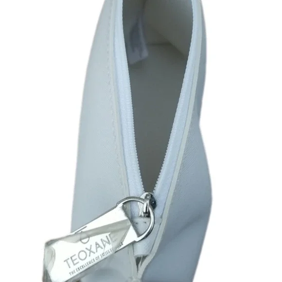 3/$25 WHITE Teoxane Makeup Pouch - Picture 4 of 5